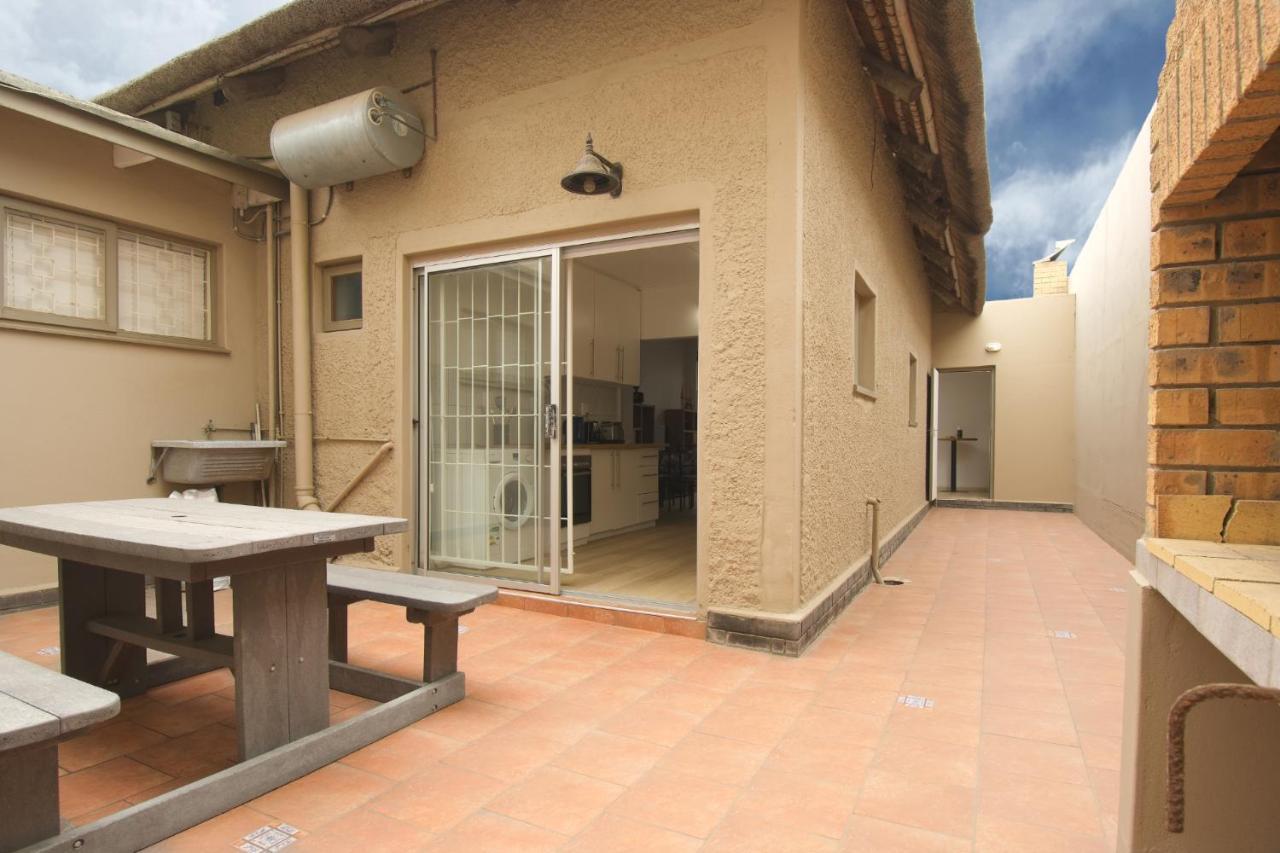 Desert Grass Cottage Swakopmund Exterior photo